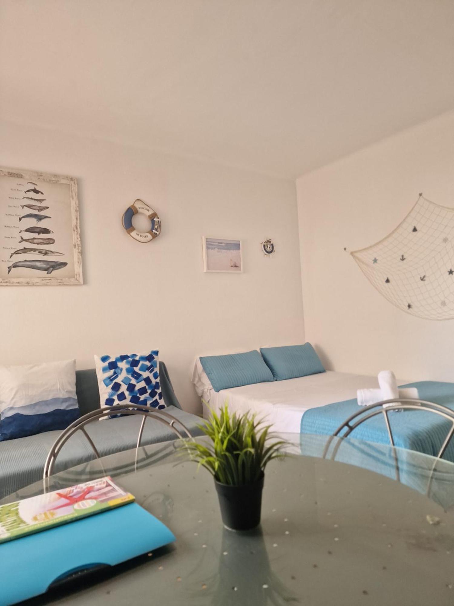 Apartamentosbiamar كامبريلس المظهر الخارجي الصورة