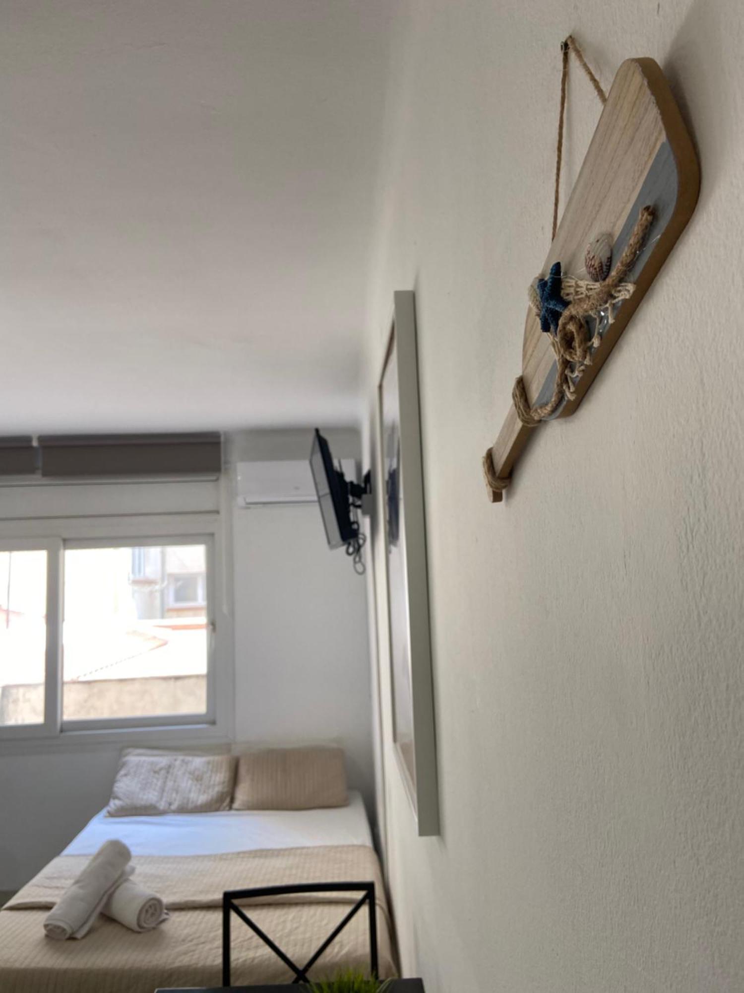 Apartamentosbiamar كامبريلس المظهر الخارجي الصورة
