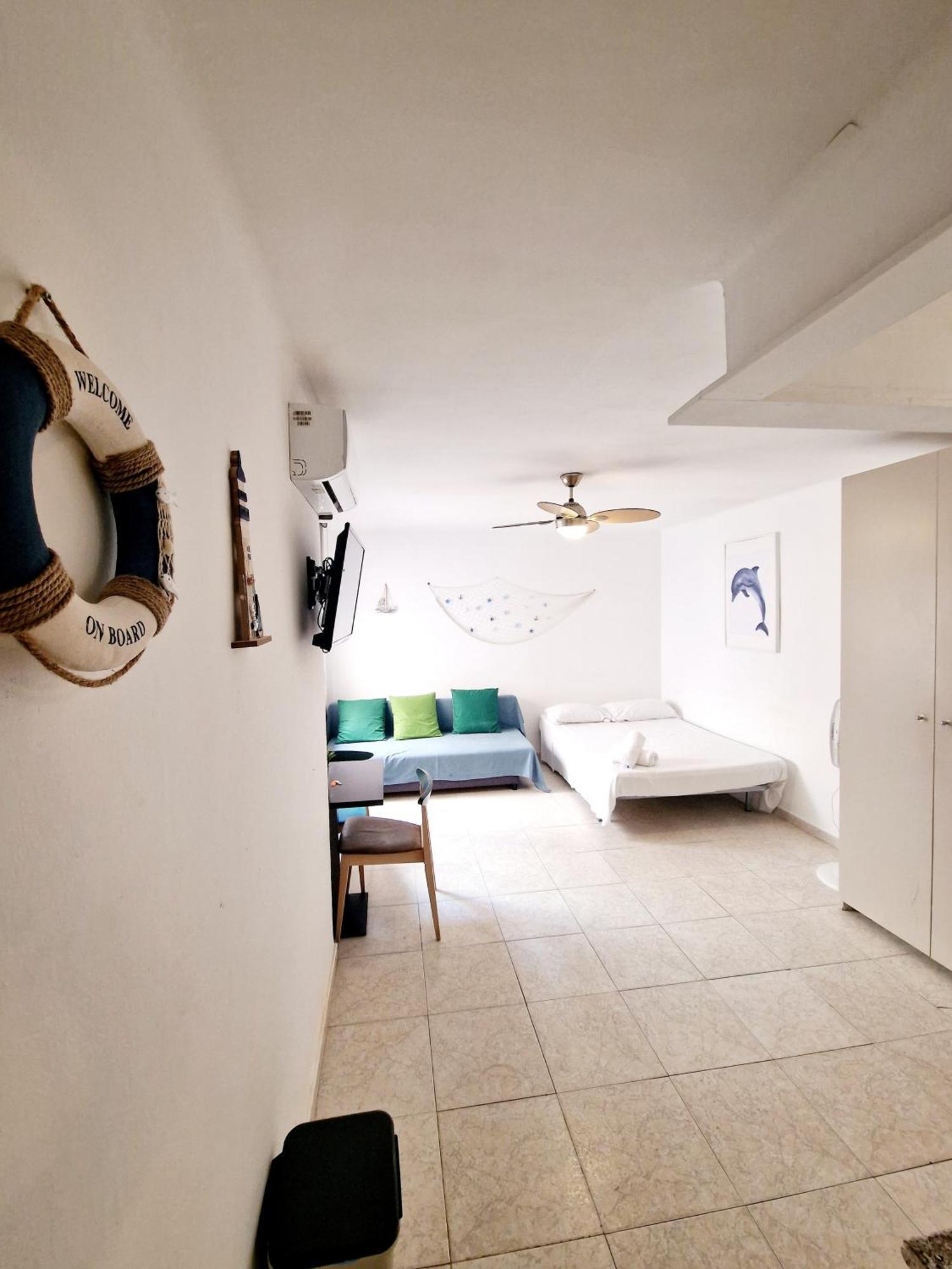 Apartamentosbiamar كامبريلس المظهر الخارجي الصورة