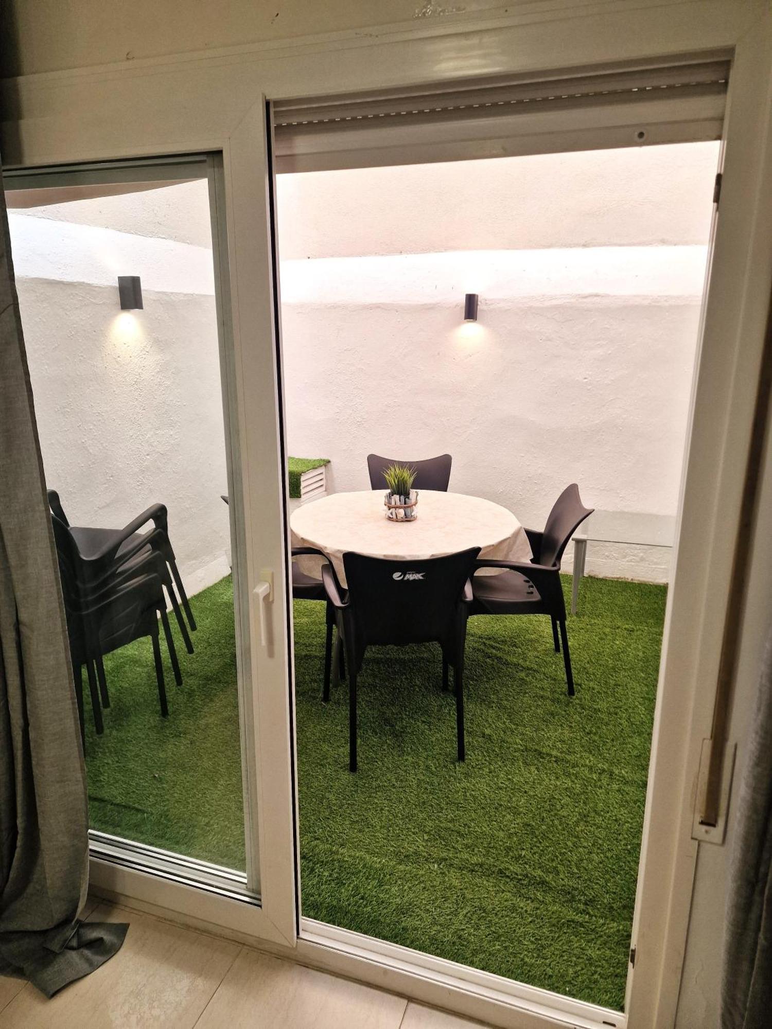 Apartamentosbiamar كامبريلس المظهر الخارجي الصورة