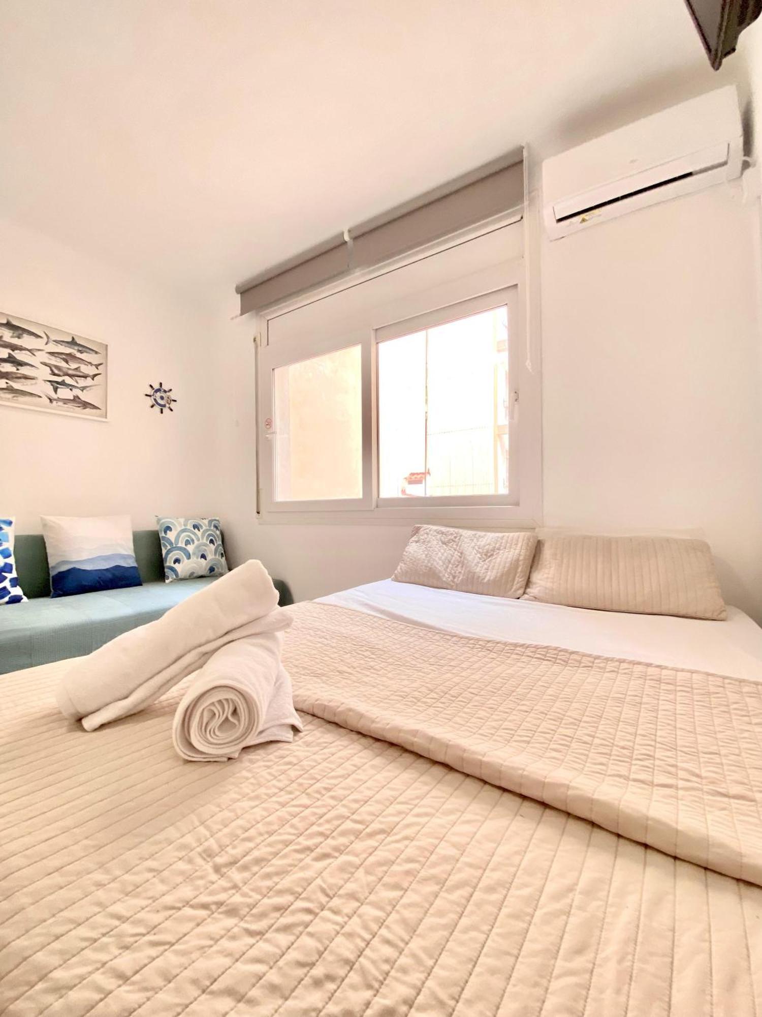 Apartamentosbiamar كامبريلس المظهر الخارجي الصورة