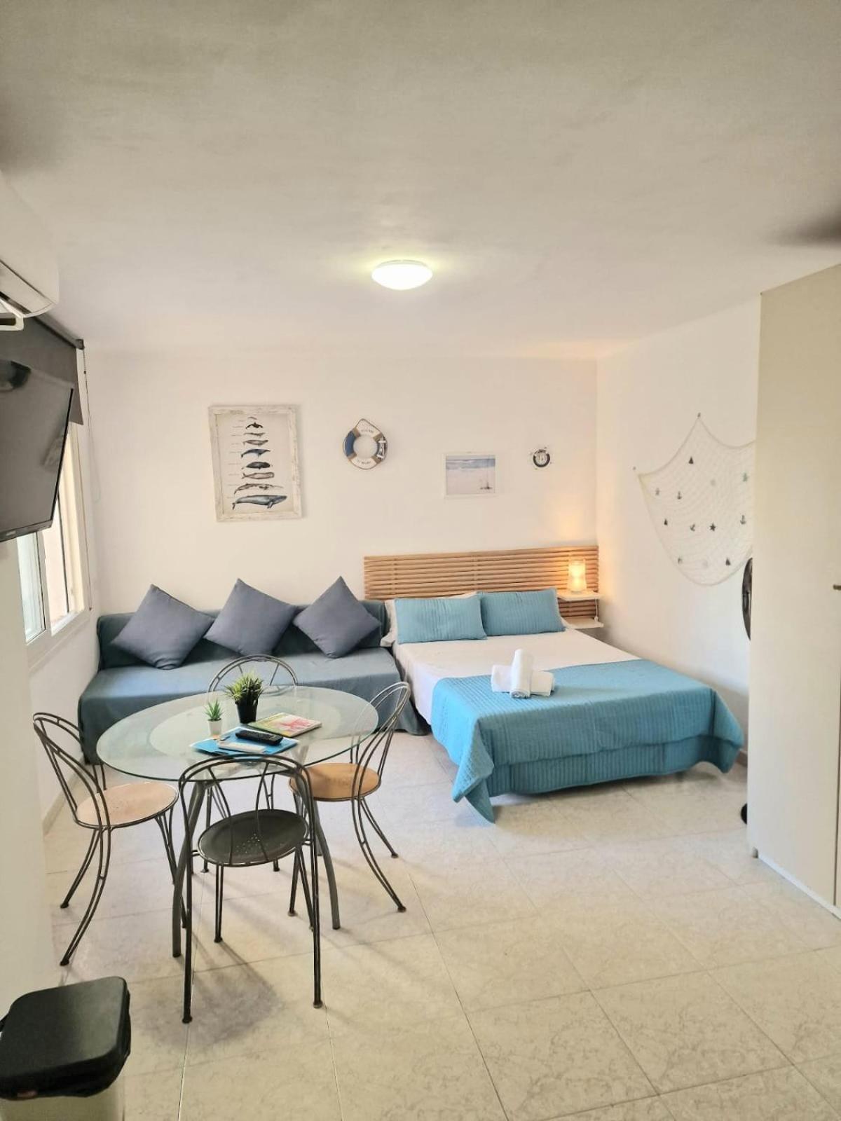 Apartamentosbiamar كامبريلس المظهر الخارجي الصورة